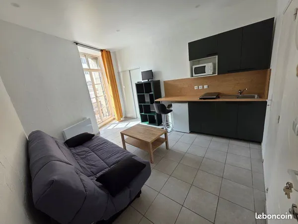À louer appartement studio au puy en Velay 