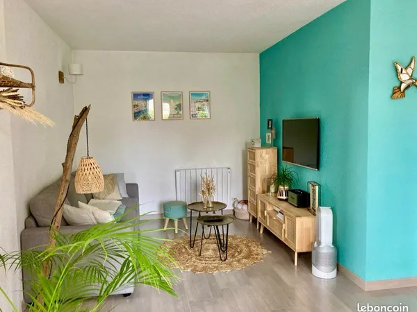 T3 rénové de 62 m² - Résidence sécurisée avec piscine et tennis à Aix-en-Provence - La 