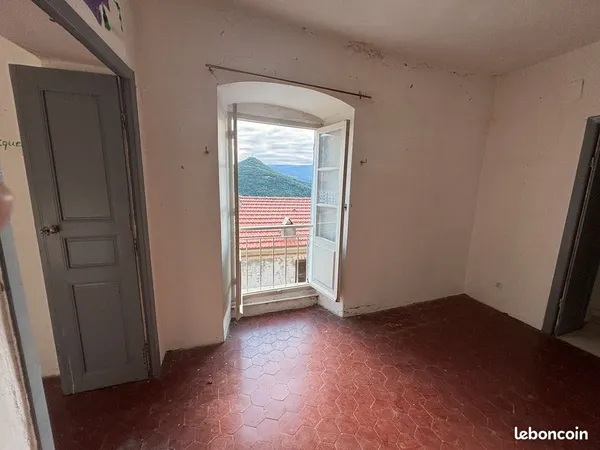 T2 de 38 m² à vendre au coeur d'Oletta, Corse 