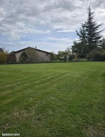 Terrain 1235 m² 