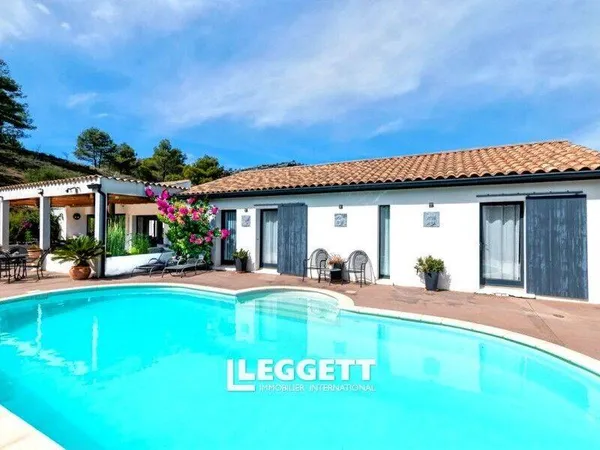Maison 5 pièces 222 m² 