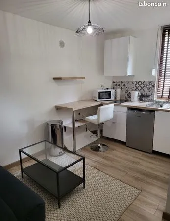 Appartement 1 pièce 13 m² 