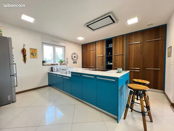 Maison 6 pièces 153 m² 