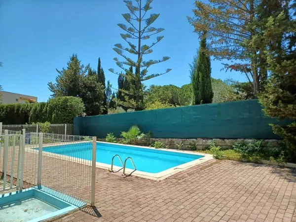 Joli Studio avec Terrasse, Jardin, Piscine, Laverie 