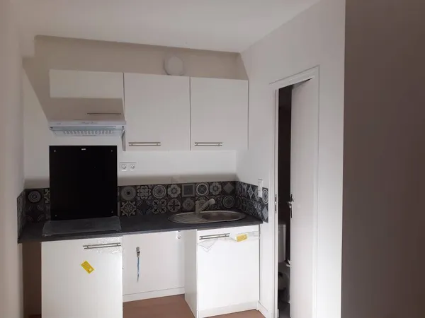 Studio 1 pièce 15 m² 