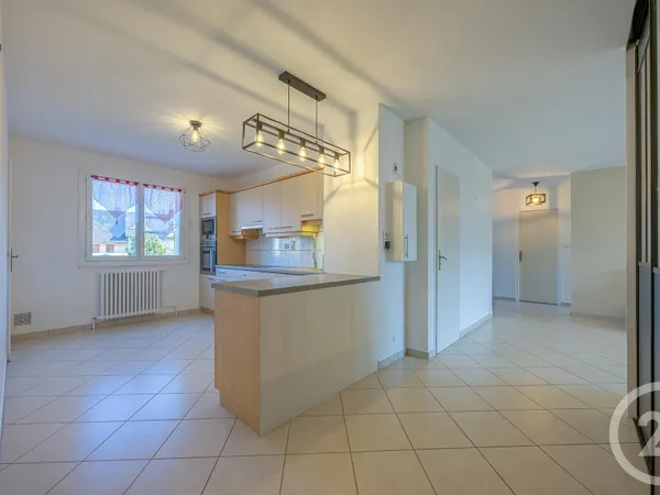Appartement 4 pièces 84 m² 