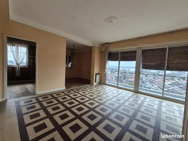 Appartement 6 pièces 112 m² 