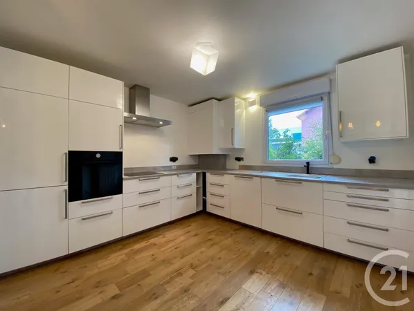 Maison 5 pièces 105 m² 