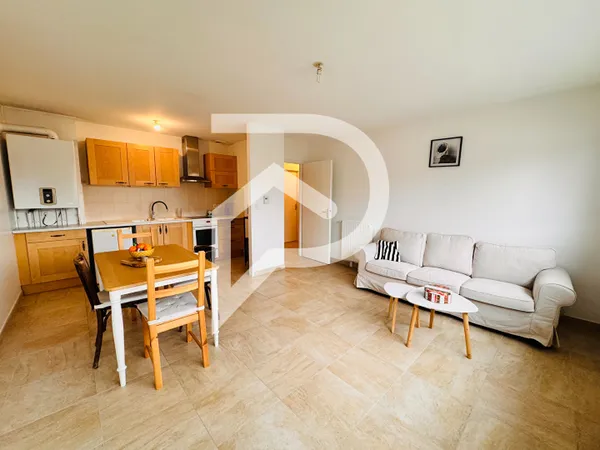 EXCLUSIVITÉ - CORMONTREUIL APPARTEMENT DE TYPE 3 AVEC GARAGE 