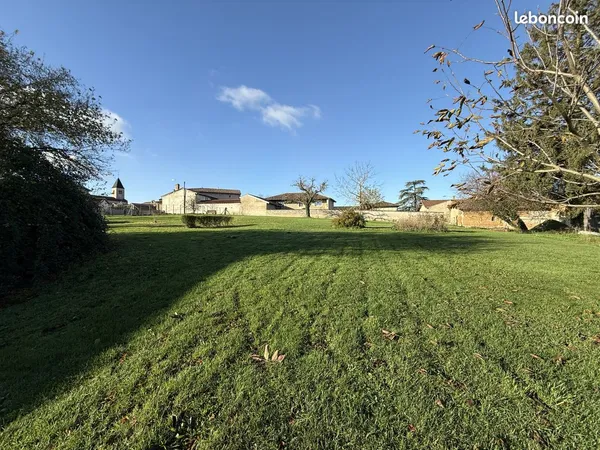 Terrain 1100 m² Garnerans 