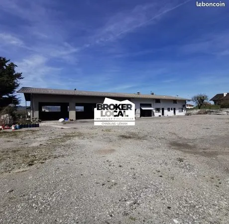 Local commercial 2 pièces 640 m² 