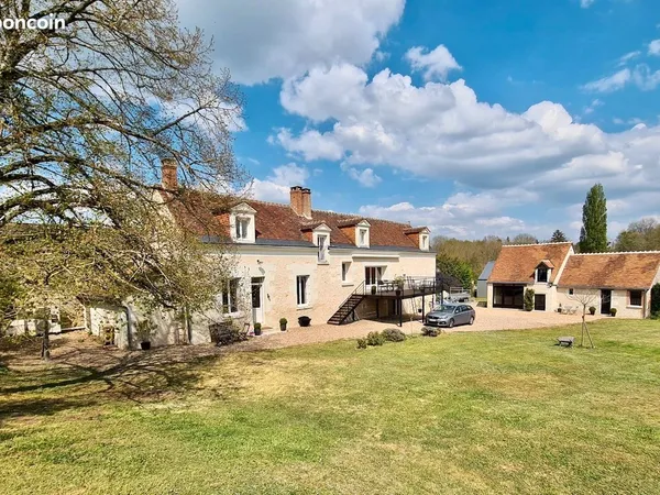 Propriété 10 pièces 260 m² 
