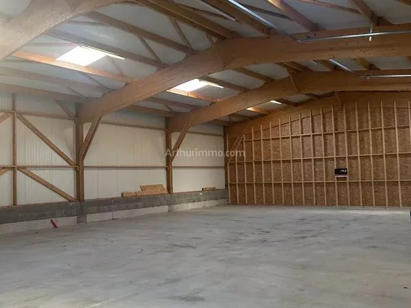 Local 266 m² Locmariaquer 