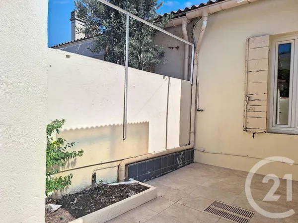 Maison 2 pièces 52 m² 