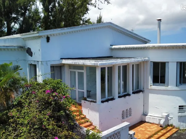 Villa 8 pièces 319 m² 