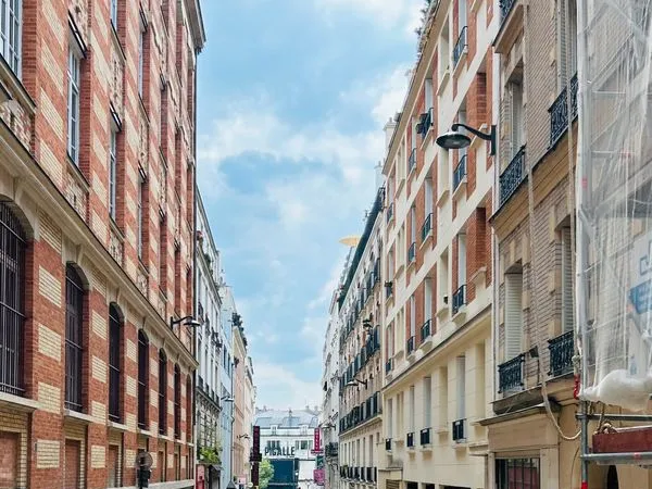 Location 2 pièces refait à neuf de 30 m² quartier Montmartre (75018) 