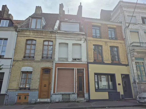 Immeuble 90 m² 