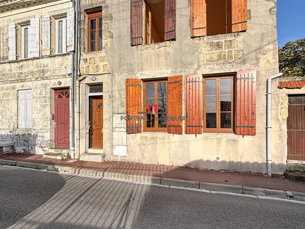 Blaye centre maison jardin garage 