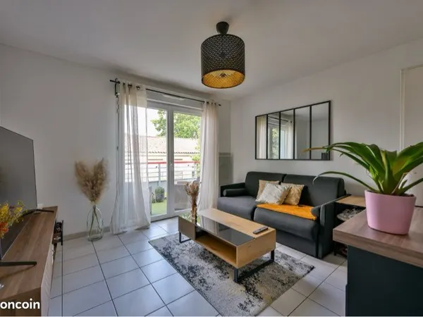 Appartement T2 meublé 36m² - Balcon - Quartier La Gardette 
