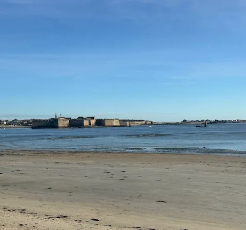 MAISON LARMOR-PLAGE 