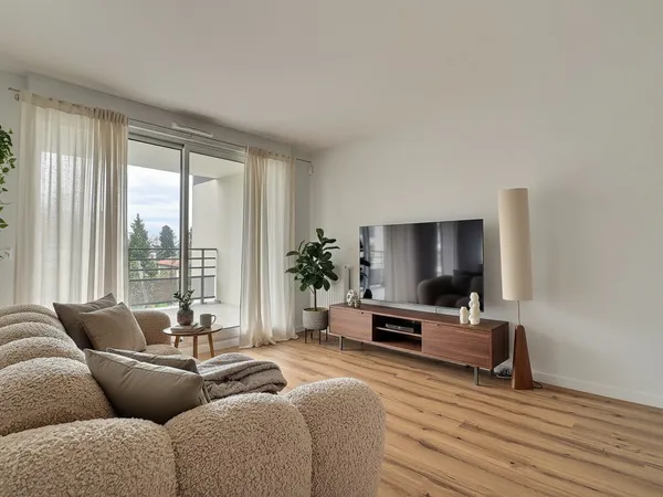 T3 - hauteur de Clermont, balcon, cave et garage 
