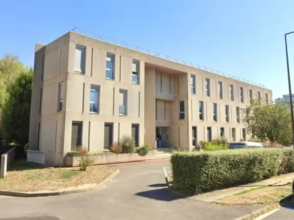 BUREAUX A VENDRE - VÉLIZY-VILLACOUBLAY 