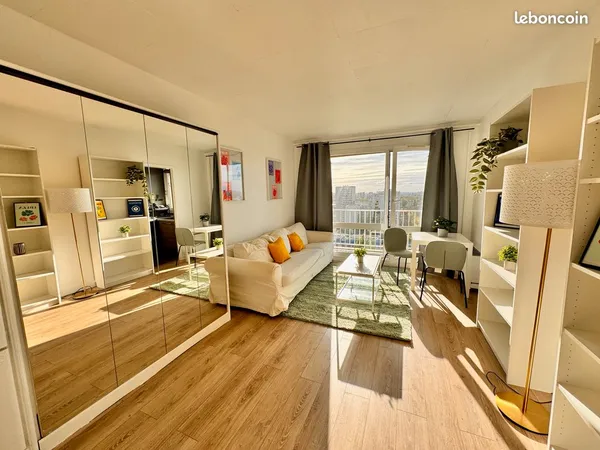 Appartement meublé avec terrasse et vue spectaculaire 