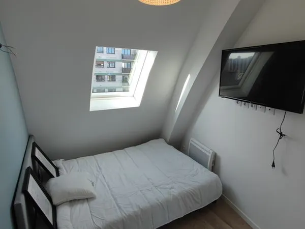Studio meublé - Métro Alésia 