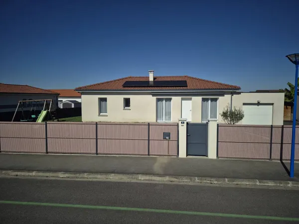Maison de plain-pied 5 pièces 84 m² 