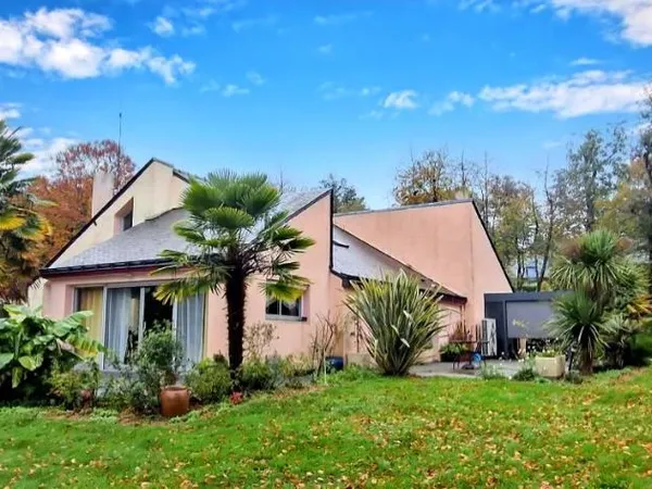 Maison 8 pièces 199 m² 