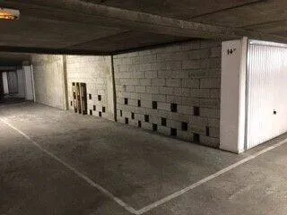 Parking 30 m² 
