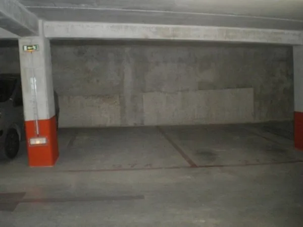 Parking 12 m² 