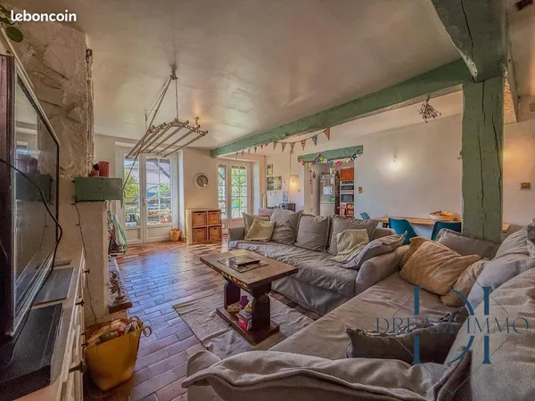 Maison 8 pièces 168 m² 
