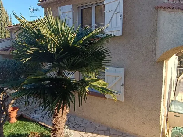 Maison 6 pièces 221 m² 