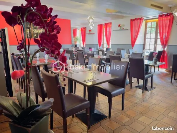 Fonds de commerce 311 m² 