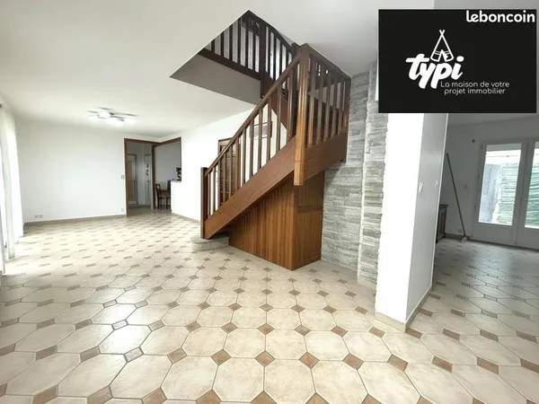 Maison 6 pièces 120 m² 