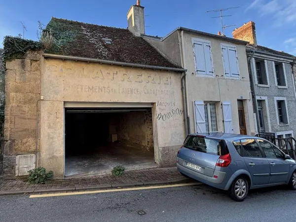 Garage 2 pièces 94 m² 
