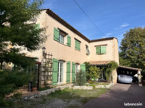 Maison 5 pièces 157 m² 