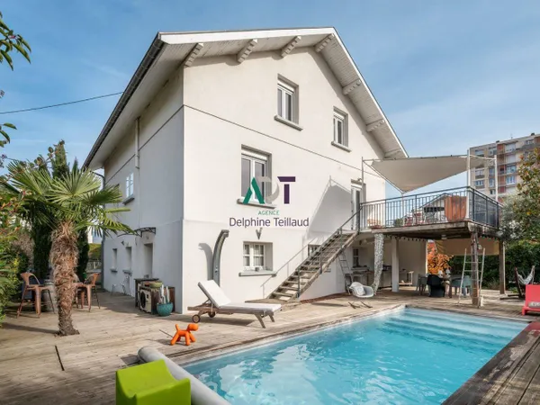 Maison 6 pièces 150 m² 