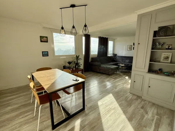 Appartement 4 pièces 107 m² 