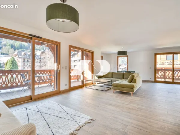Appartement 6 pièces 151 m² 
