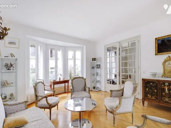 Maison 6 pièces 140 m² 