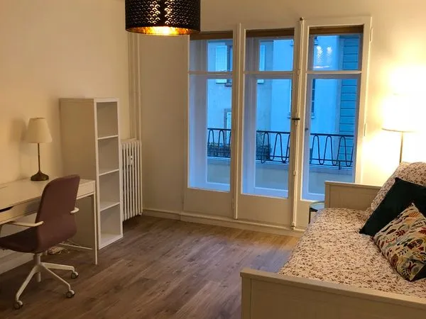 1 chambre étudiante dans colocation de 4. Dispo 15 fevrier. Tram Observatoire 