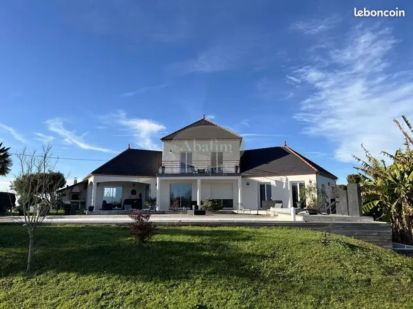 Villa 7 pièces 155 m² 