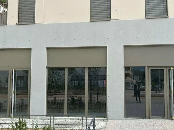 Local commercial 120 m² 