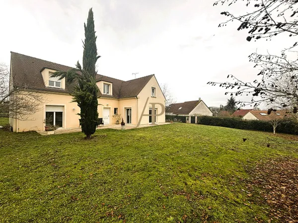 Maison 8 pièces 208 m² 