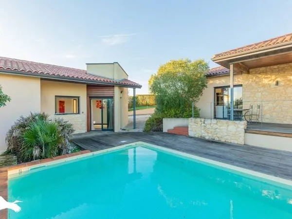 Maison 7 pièces 178 m² 