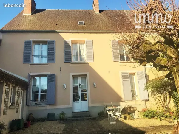 Propriété 7 pièces 165 m² 