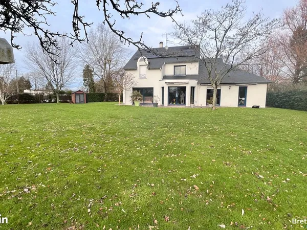 Maison 8 pièces 191 m² 