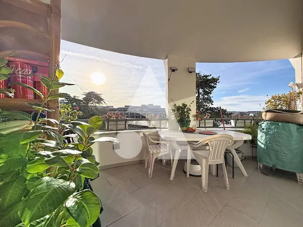 Appartement 3 pièces 80 m² 